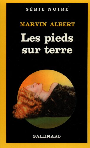 Couverture Les Pieds sur terre Gallimard