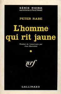 Couverture LHomme qui rit jaune Gallimard